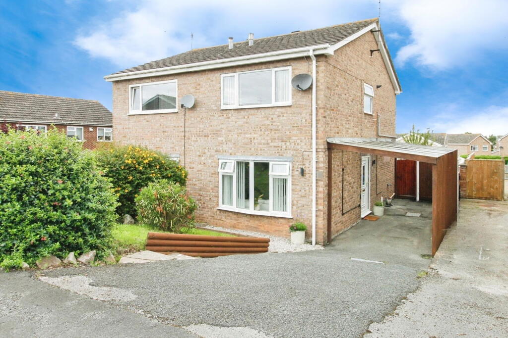 Main image of property: 2 Llwyn Onn, St Asaph, Denbighsire, LL17 0SQ