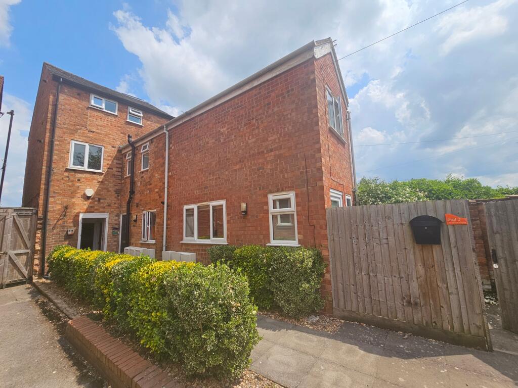 Main image of property: Warwick Road, Kenilworth, CV8