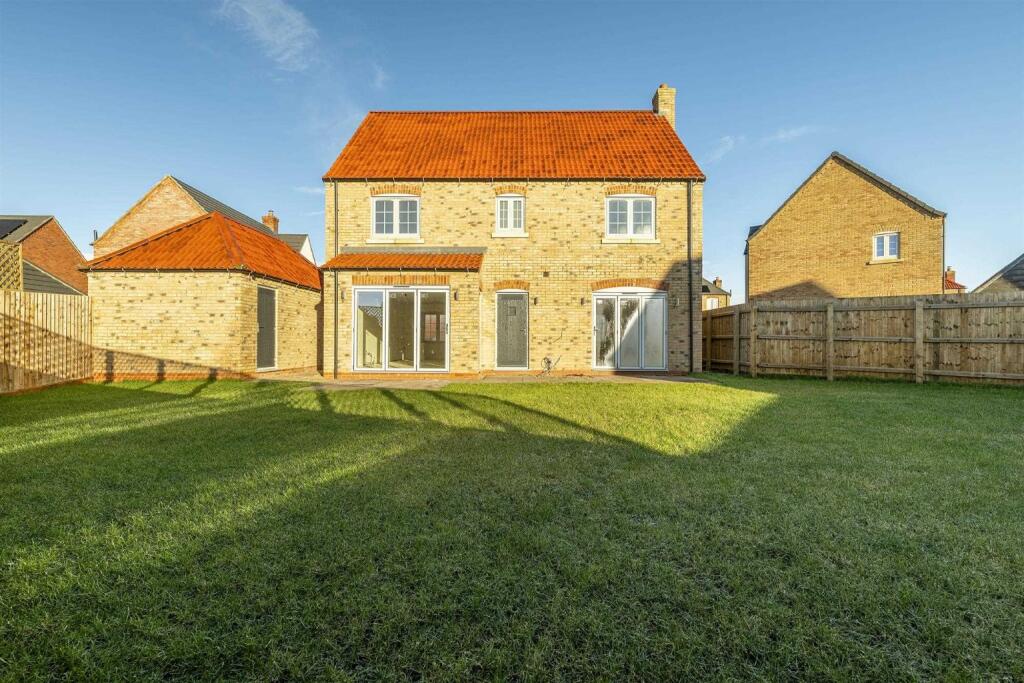 Station Drive, Wragby, Market Rasen, Lincolnshire, LN8 photo 4