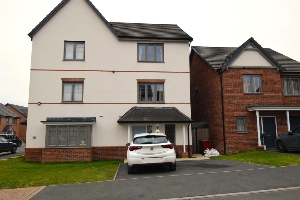 Main image of property: Lime Walk, Clay Cross, Chesterfield
