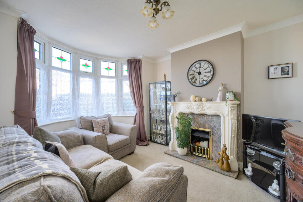 Eltham Road, Cheylesmore - Over 1500 sqft - Corner Plot - Extended photo 3