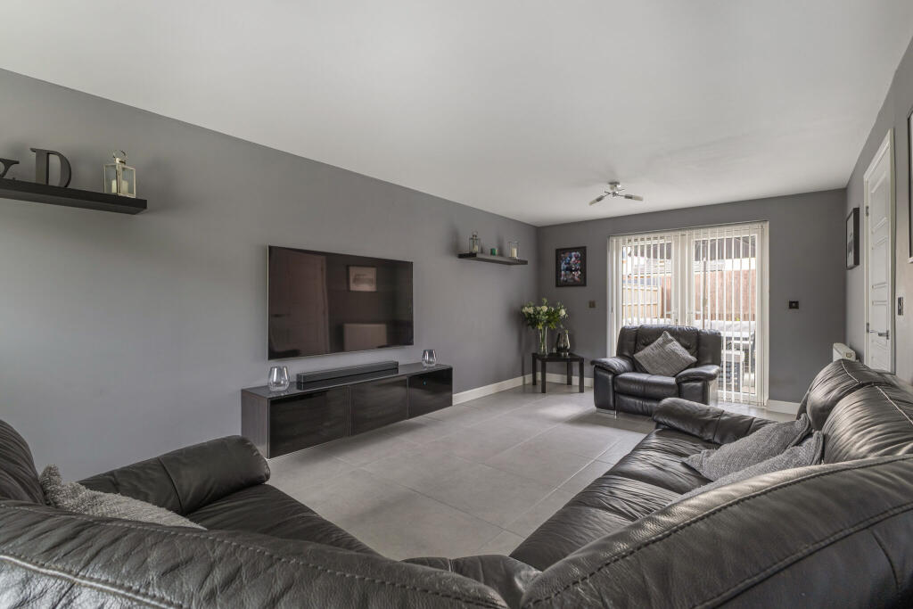 House in Salisbury - View 4