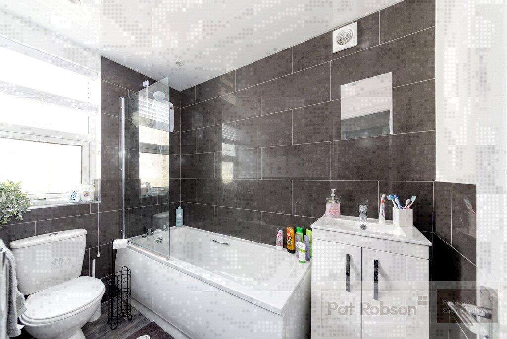 House in Newcastle upon Tyne - View 5