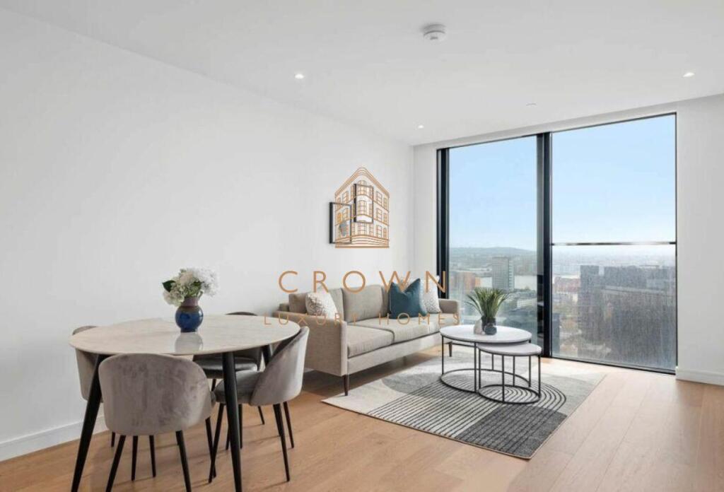 Main image of property: Hampton Tower, South Quay Plaza