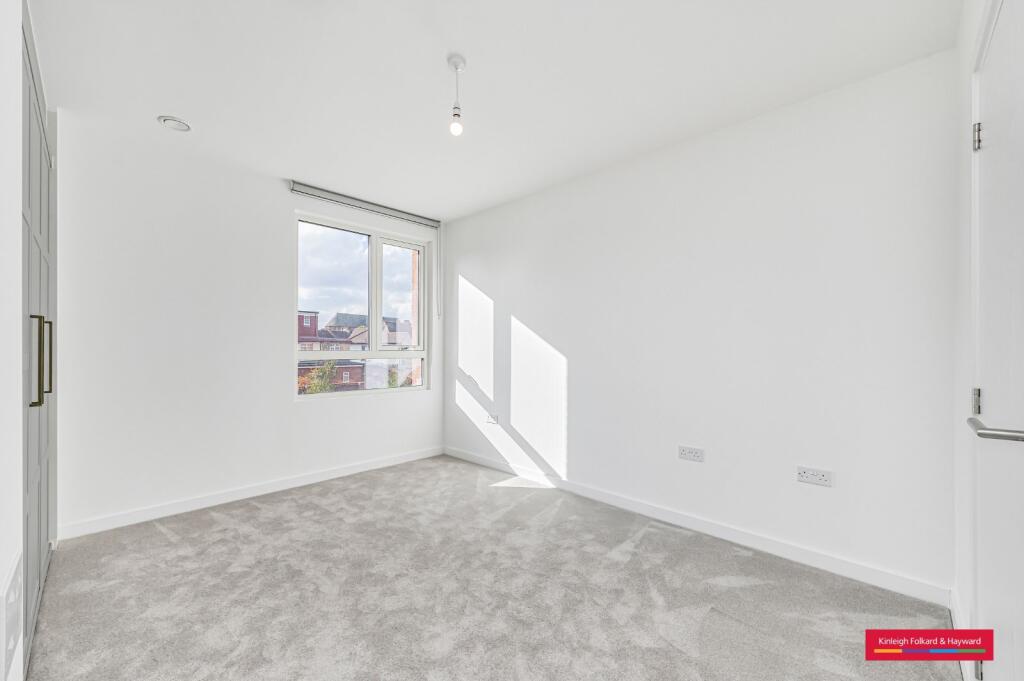 Apartment in London - View 3