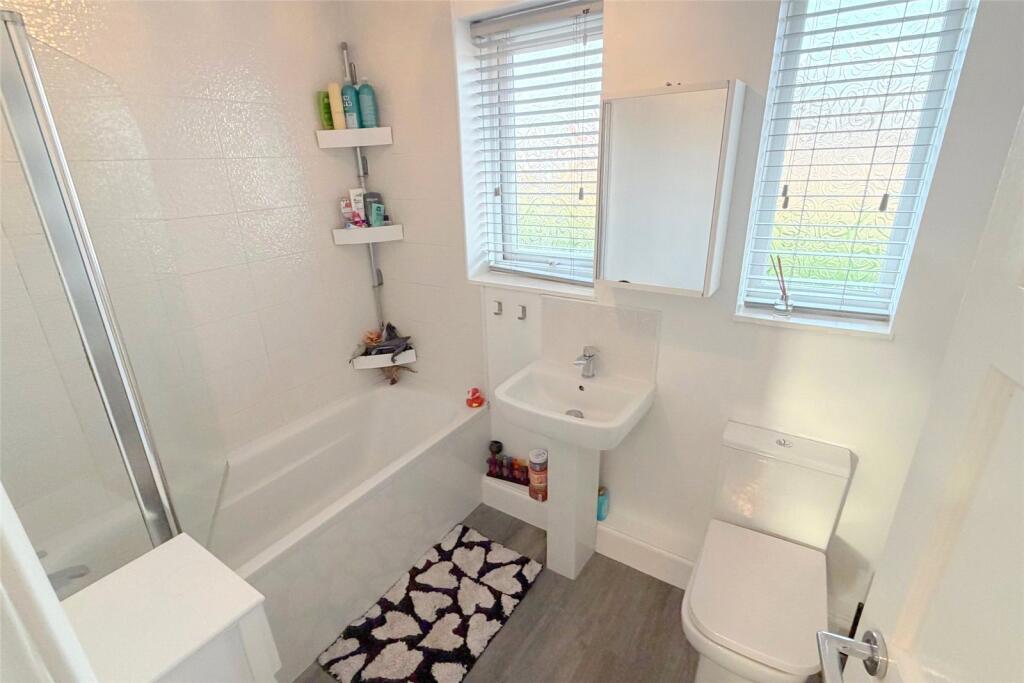 Netherton Avenue, North Shields, NE29 photo 4
