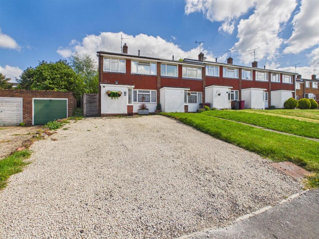Main image of property: Newbery Close, Tilehurst, Reading