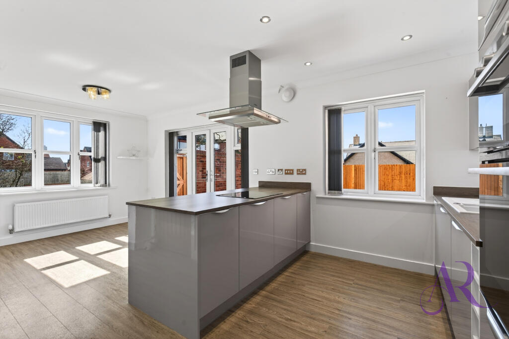House in Milton Keynes - View 5