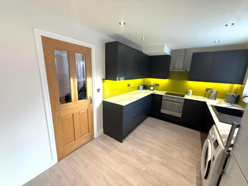 House in Preston - View 4