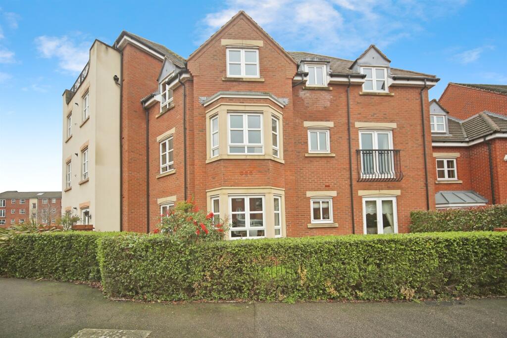 Main image of property: Middlewood Close, Solihull