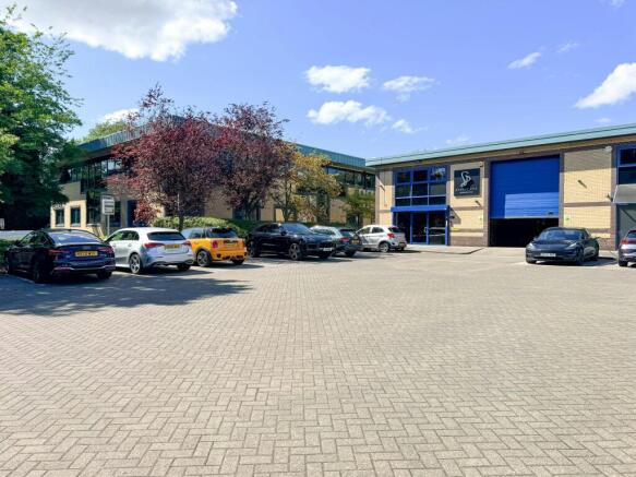 century park_industrial to let-21.jpg