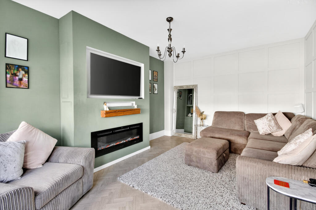 House in Bracknell - View 5