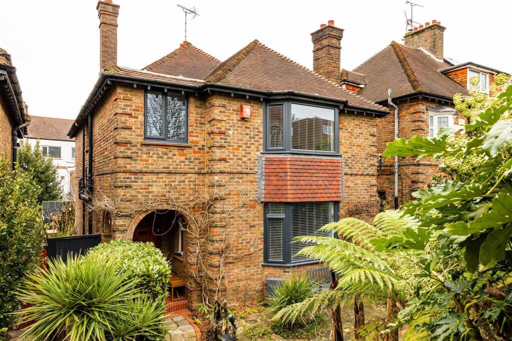 Main image of property: Davigdor Road, Hove