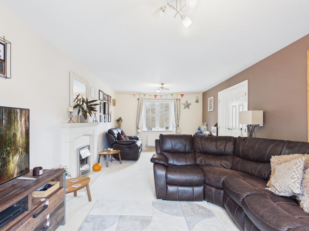 House in Stevenage, Stondon - View 2