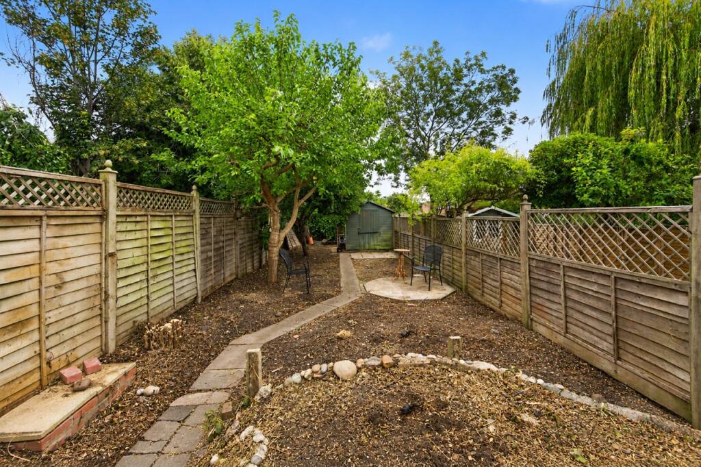 House in St Albans - View 4