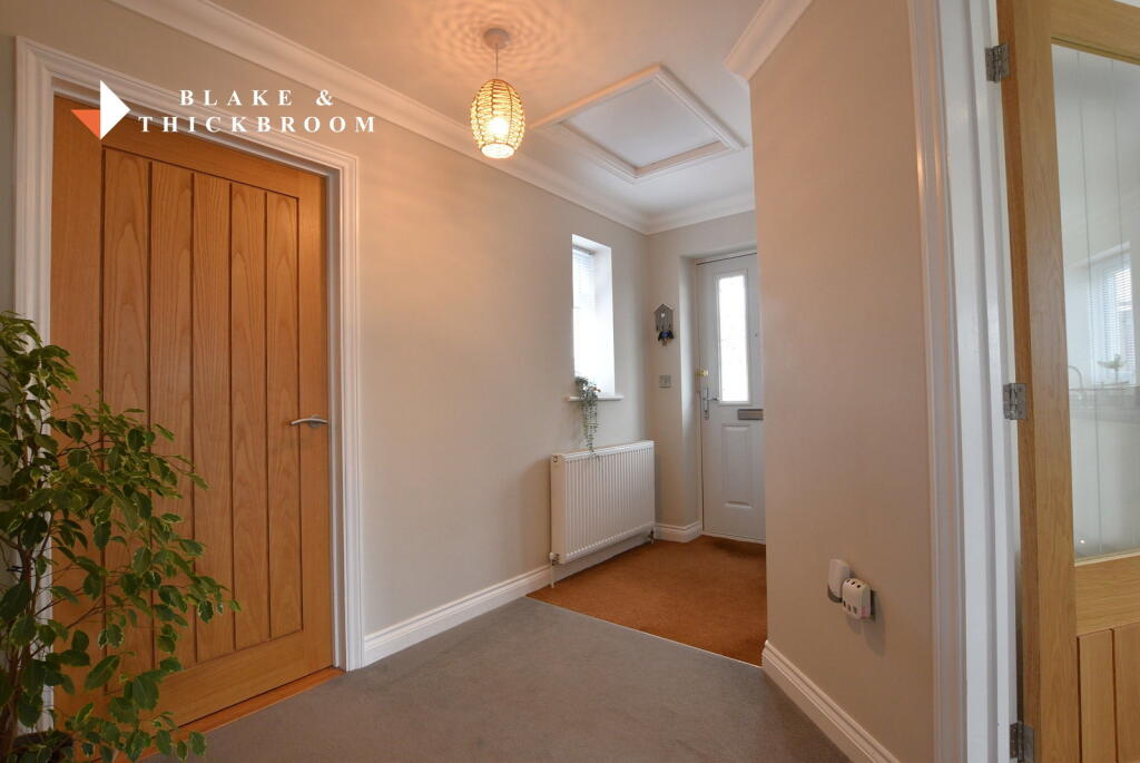 House in Clacton-on-Sea, Holland-on-Sea - View 5