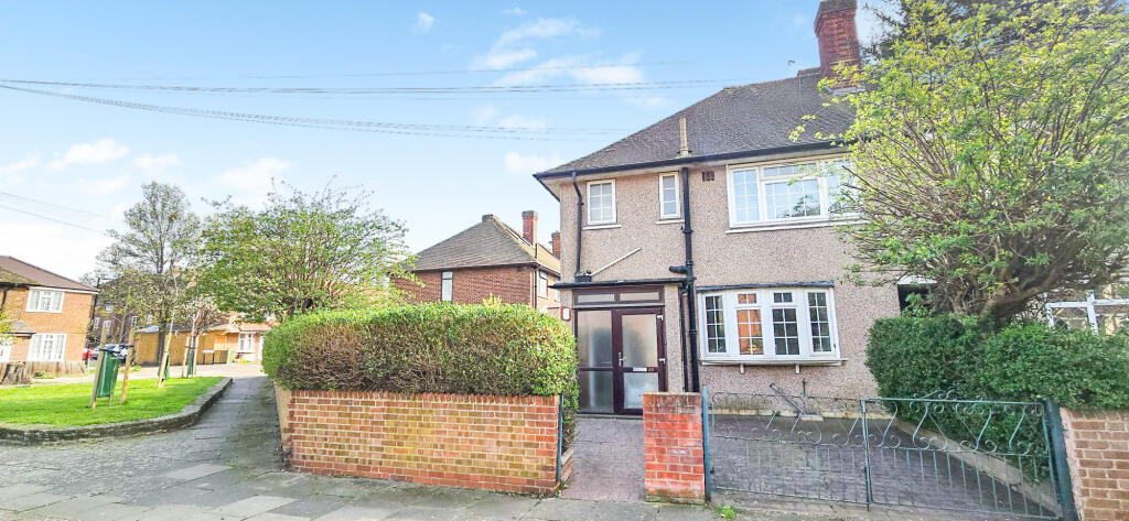 Main image of property: Canning Town, London, E16