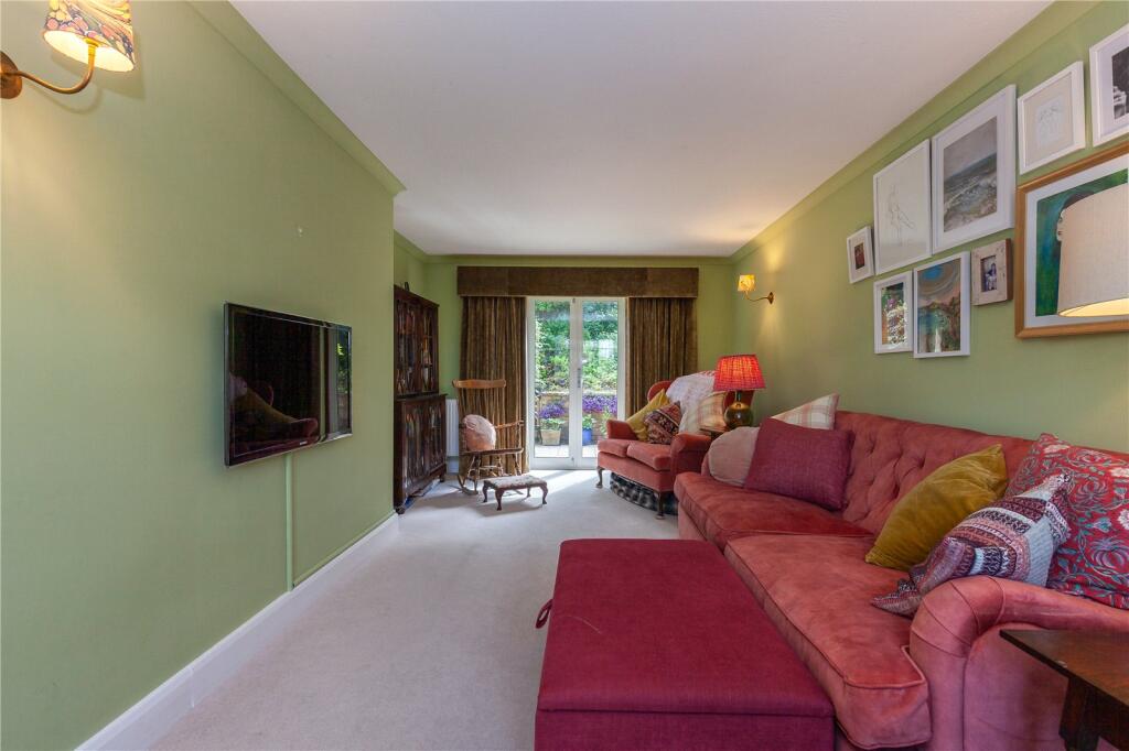 House in West Oxfordshire, Burford - View 3