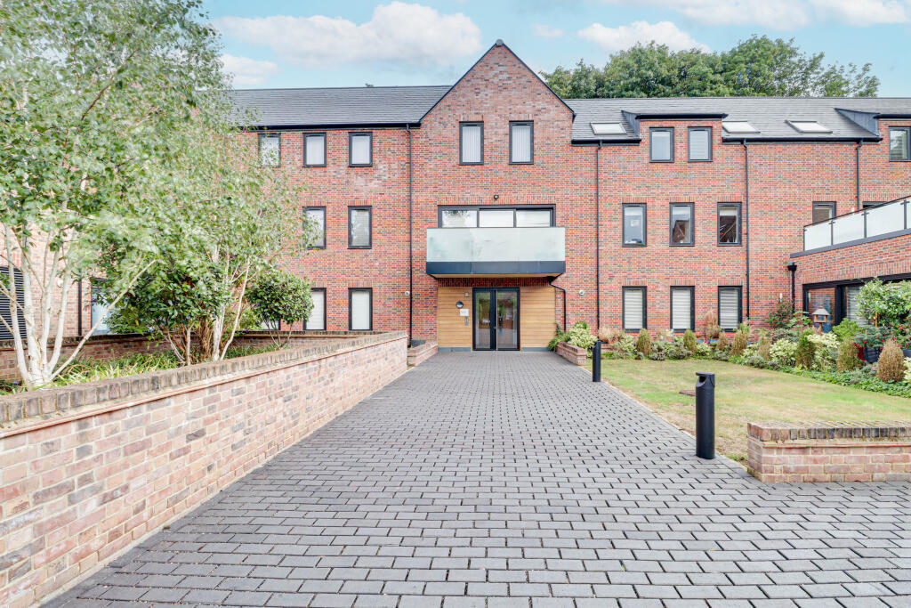 Main image of property: Gibbs Close, Harpenden, AL5