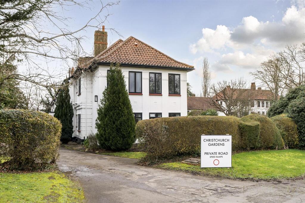 Main image of property: CHRISTCHURCH GARDENS, EPSOM