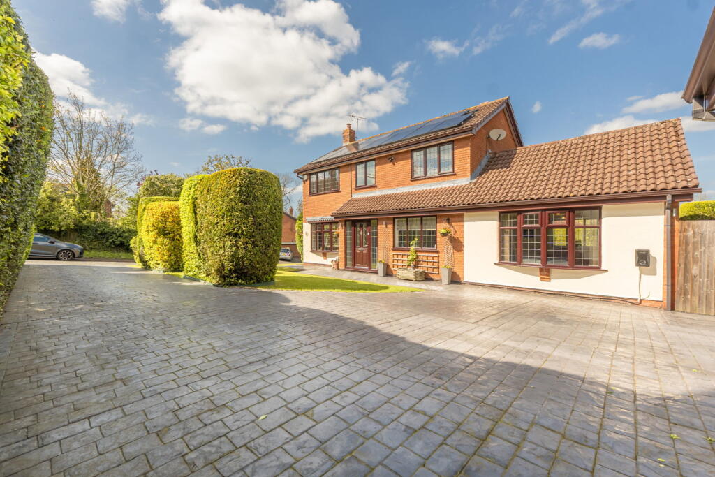 Main image of property: Grazing Lane, Redditch, B97 5PE