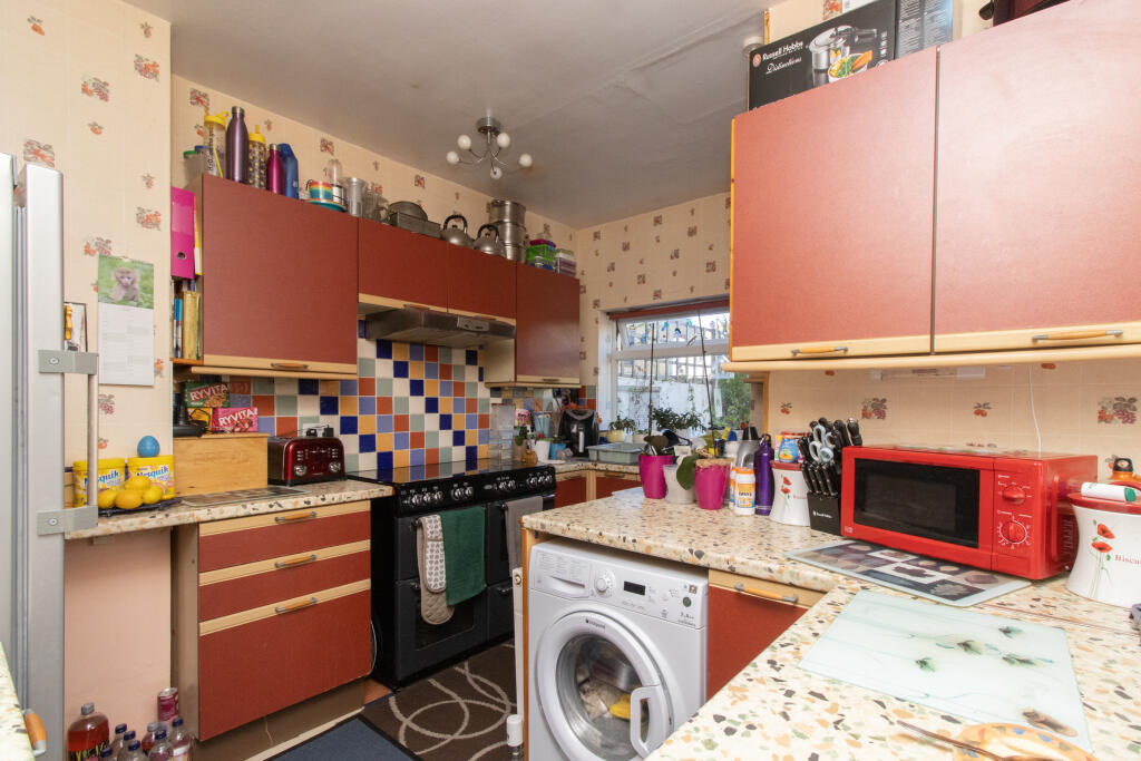 House in Thanet, Cliftonville West, Cliftonville - View 4