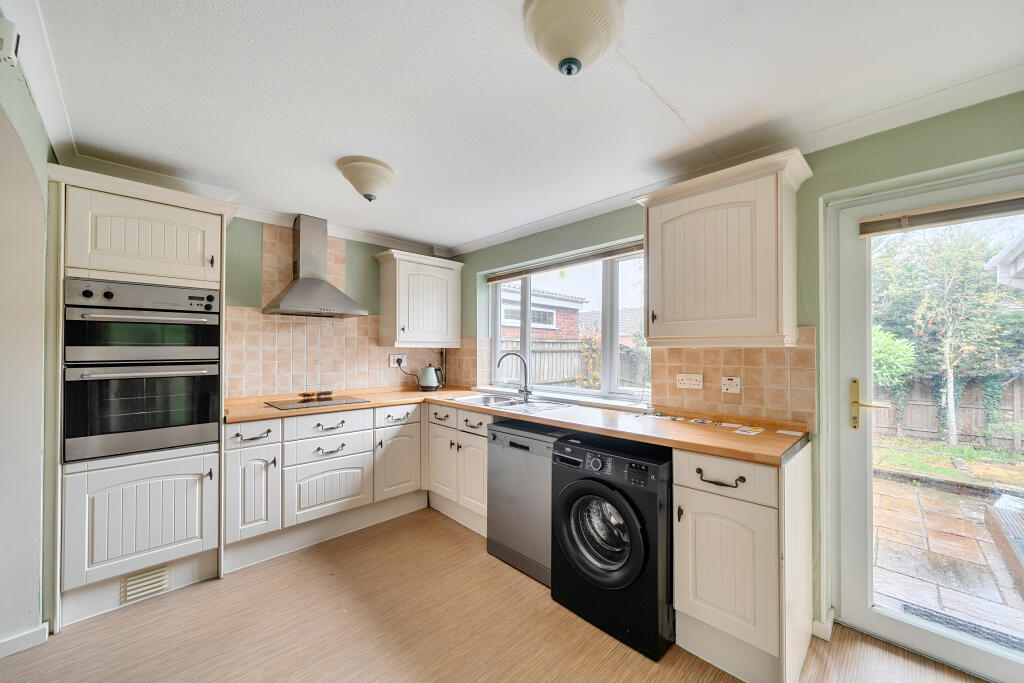 House in Swindon - View 5