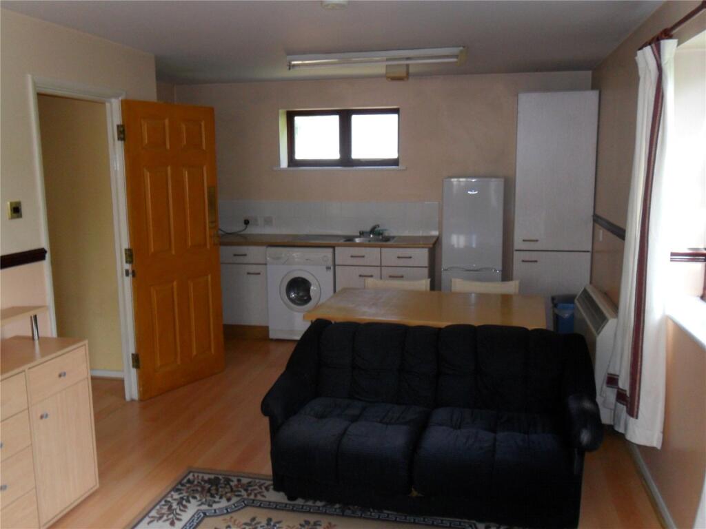 Magpie Close, Forest Gate, London, E7 photo 5