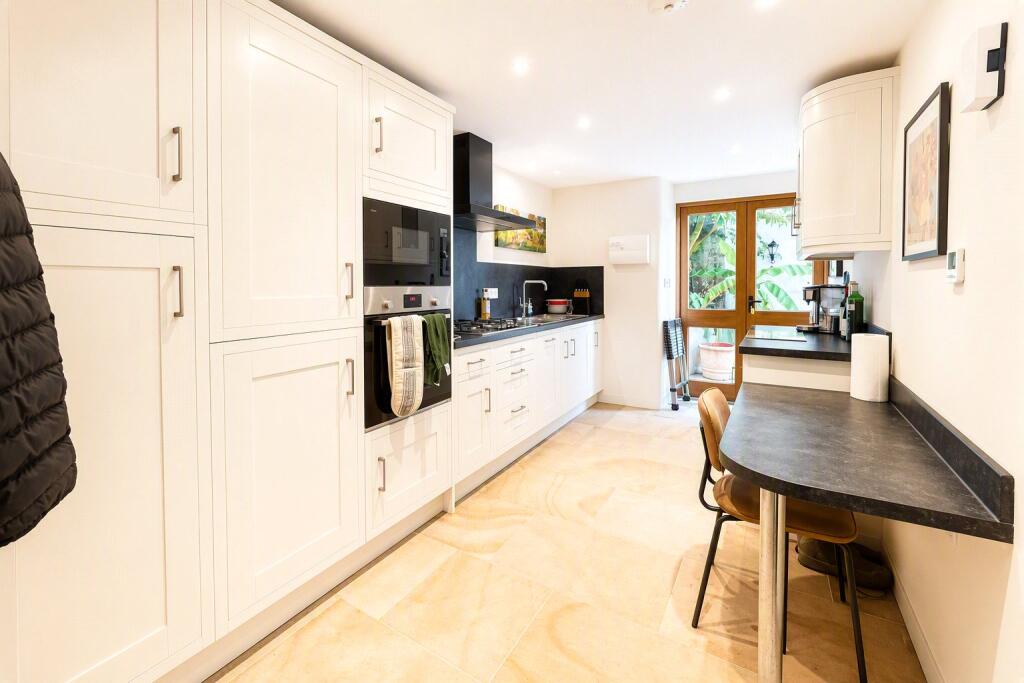 House in South Molton - View 5
