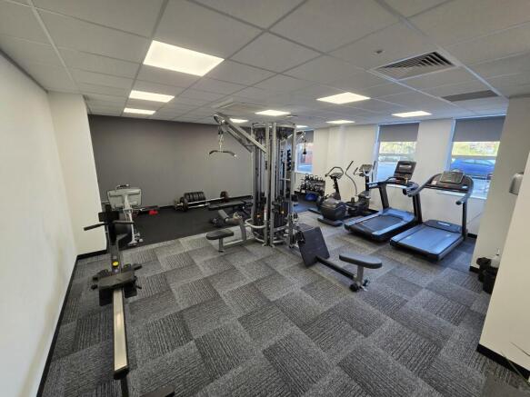 06. gym.jpg