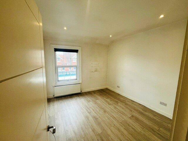 Apartment in Brighton - More
