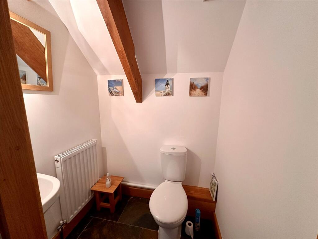 House in Swansea, Meidrim - View 5
