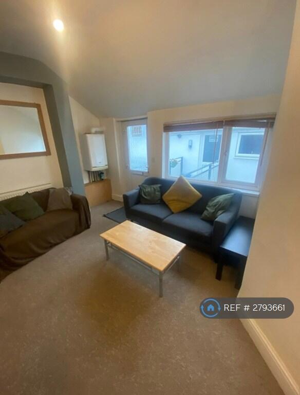 Whitchurch Road, Cardiff, CF14