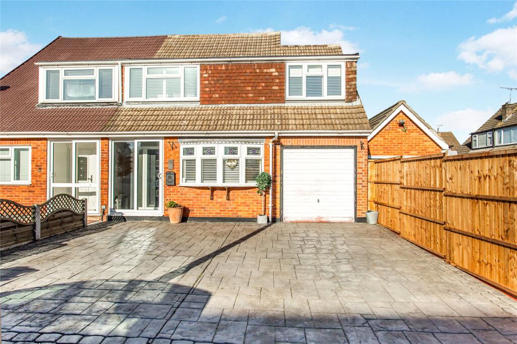 4-bed semi-detached on Newton Hall Gardens, Rochford, Essex, SS4, £400,000