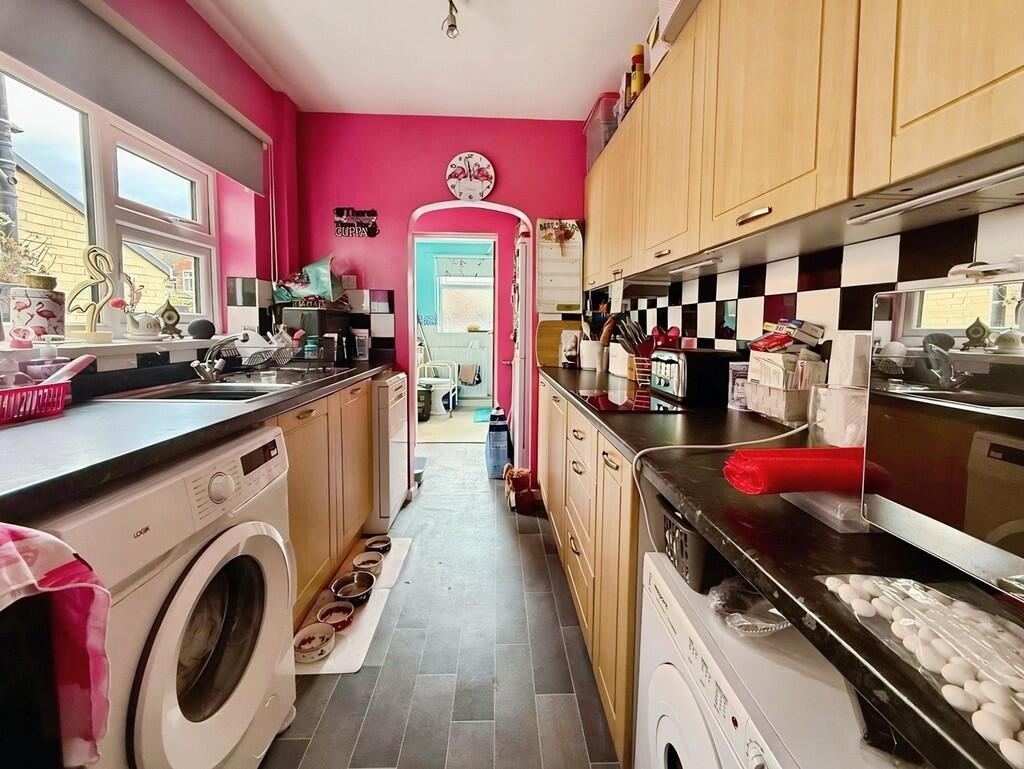 House in Mansfield, Nottinghamshire - View 6