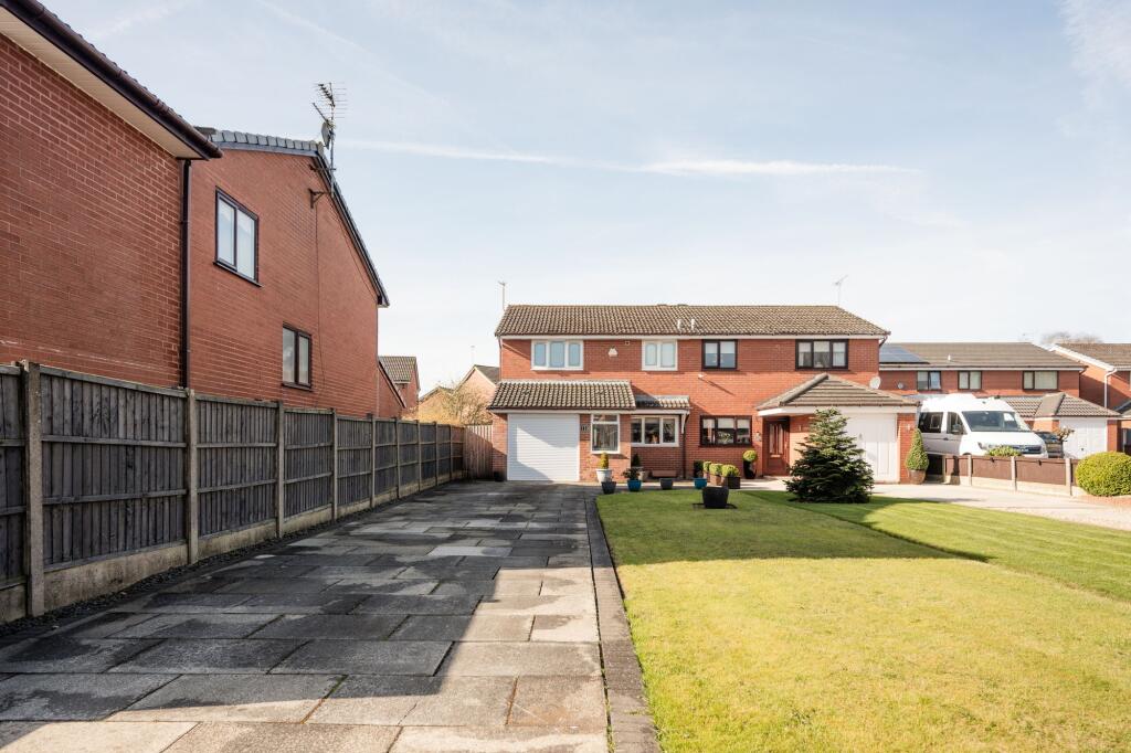 3-bed semi-detached on 110 Turnberry, Skelmersdale, WN8, £220,000