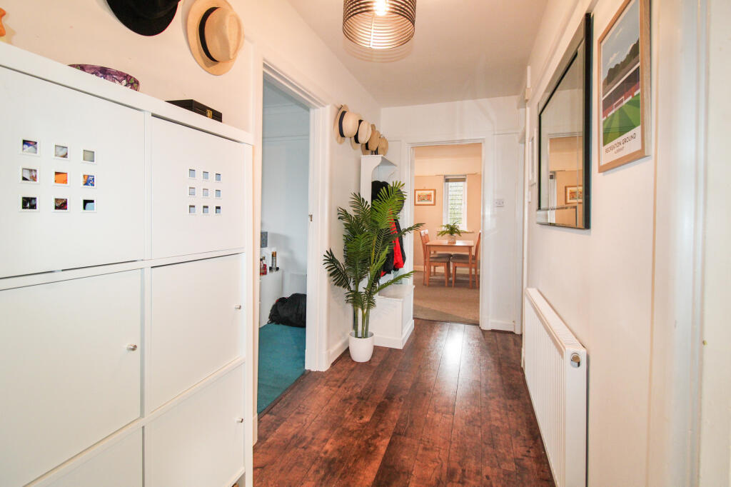 Apartment in Guildford - View 4