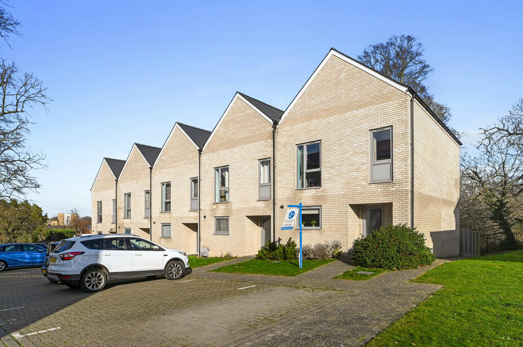 Main image of property: Londinium Road, Colchester