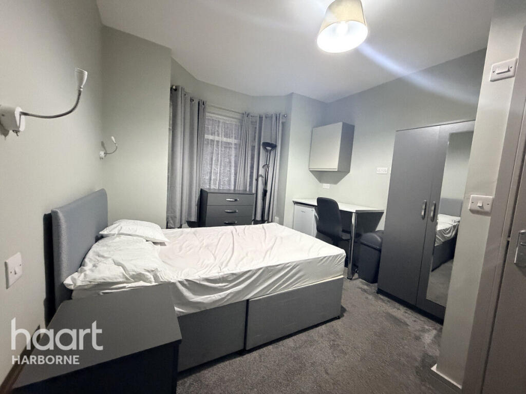 Additional image 3 of Smethwick B66 4