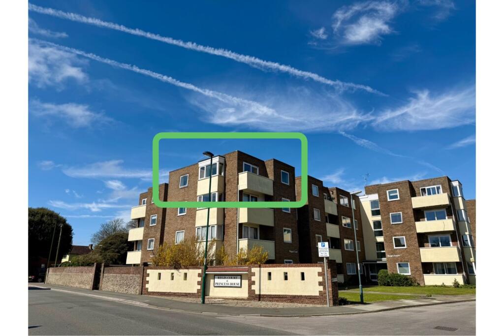 Main image of property: High Street, Bognor Regis, PO21