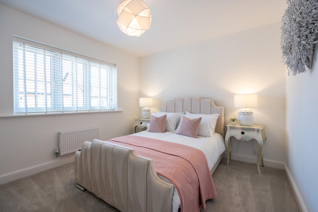 Gwernaffield Road, Mold CH7 5DA - View 6