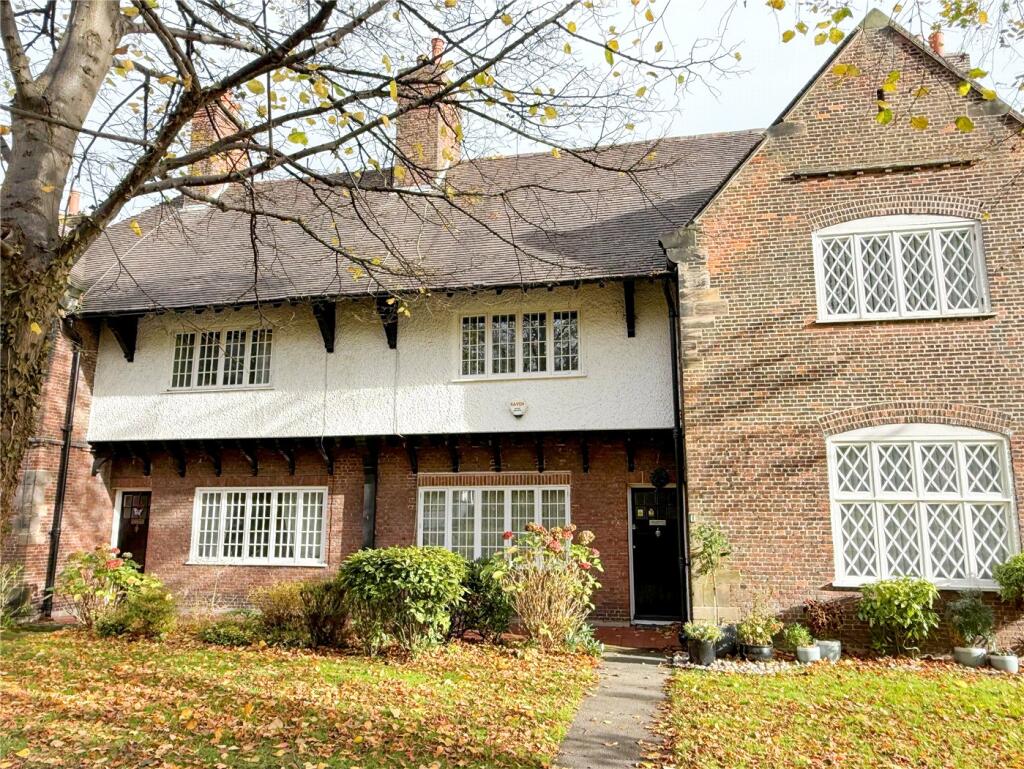 3-bed terraced on King Georges Drive, Port Sunlight, Wirral, £180,000