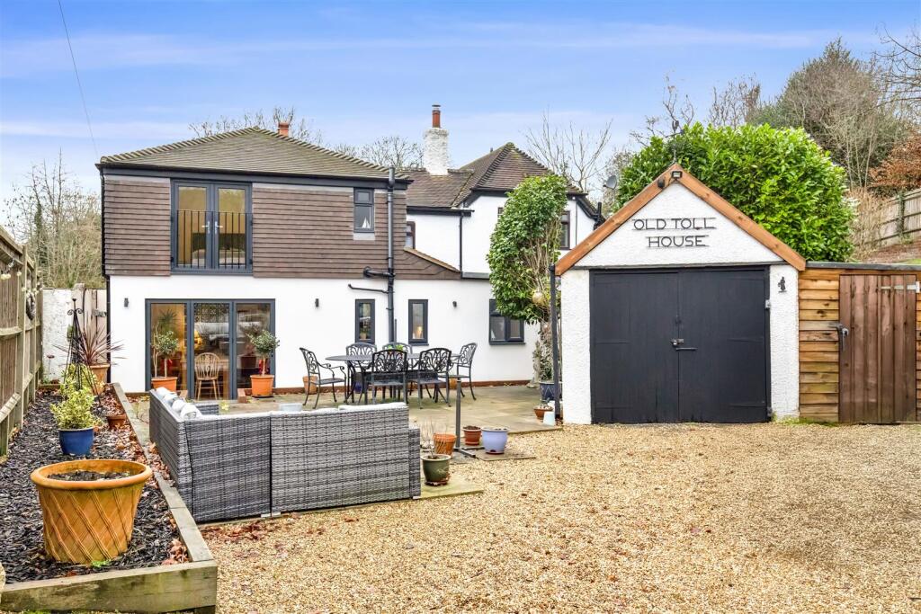 Main image of property: London Road, Liphook