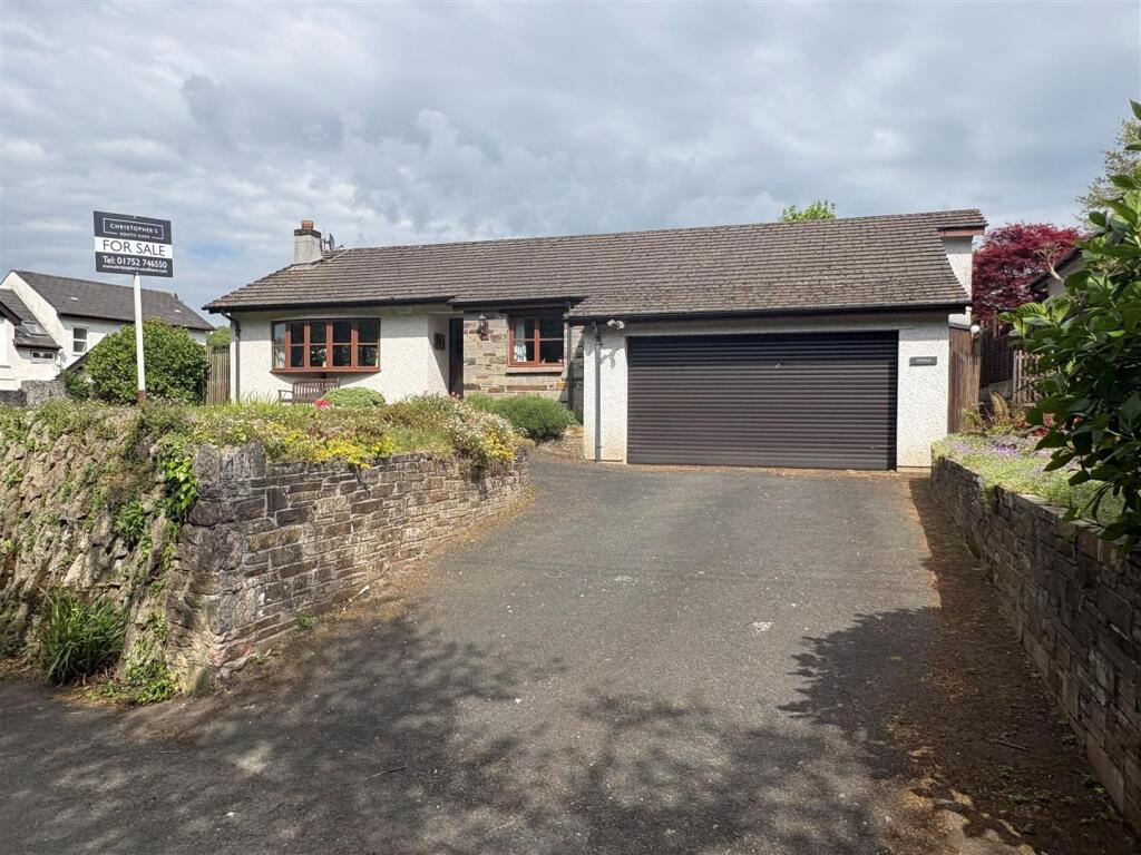 Main image of property: Torr Lane, Torr, Yealmpton, Plymouth