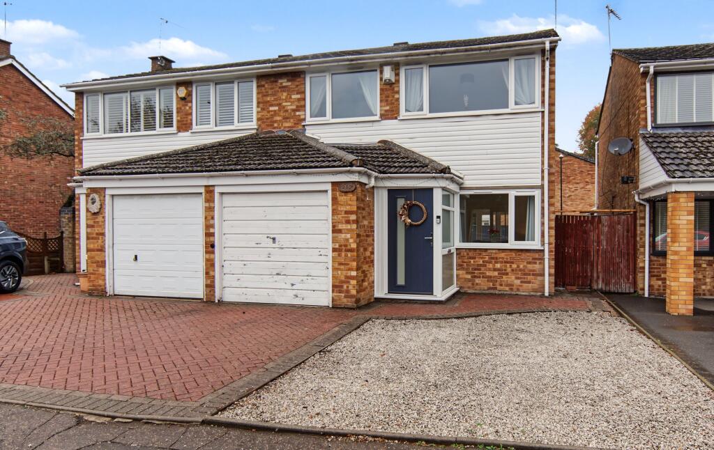 3-bed semi-detached on Bredon Avenue, Binley, CV3, £265,000