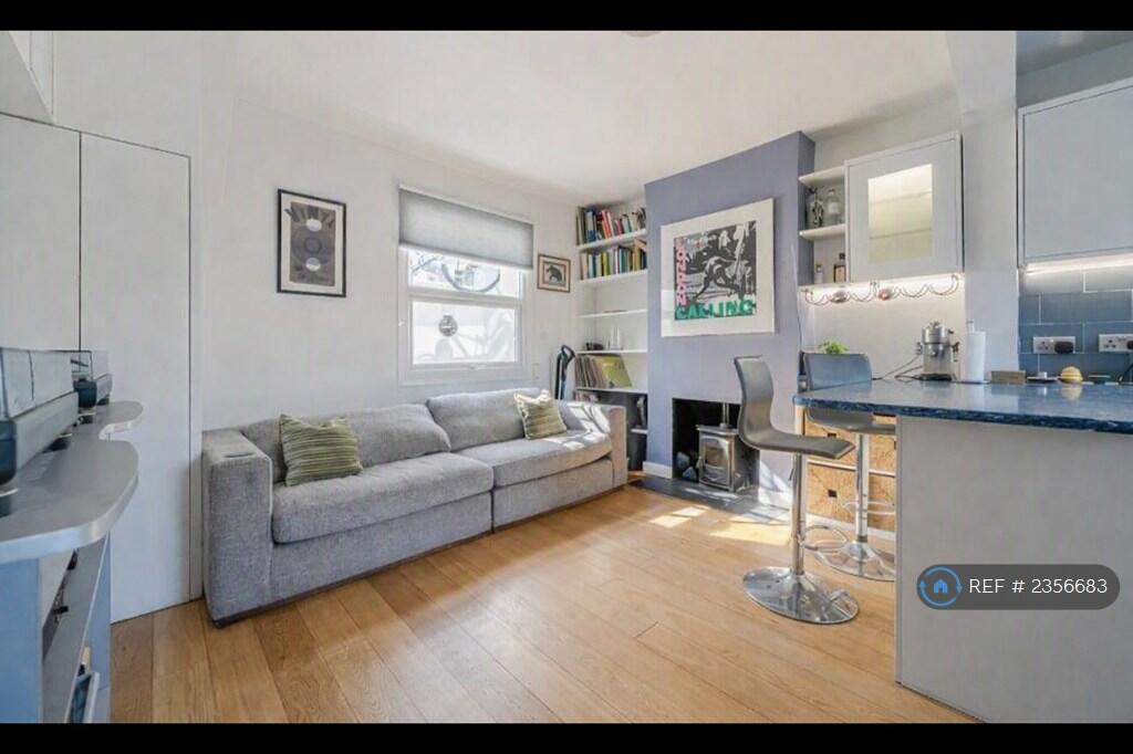 House in Brighton, Round Hill - View 4