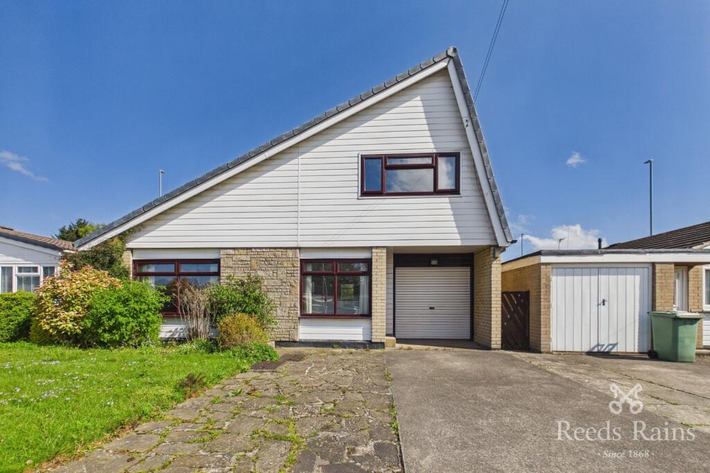 Main image of property: Kings Chase, Rothwell, Leeds, West Yorkshire, LS26