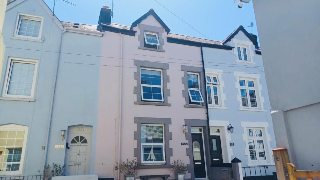 Main image of property: Lake Street, Dartmouth