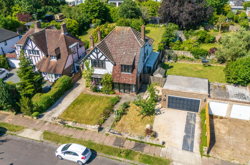 Main image of property: Offington Gardens, Worthing, West Sussex, BN14