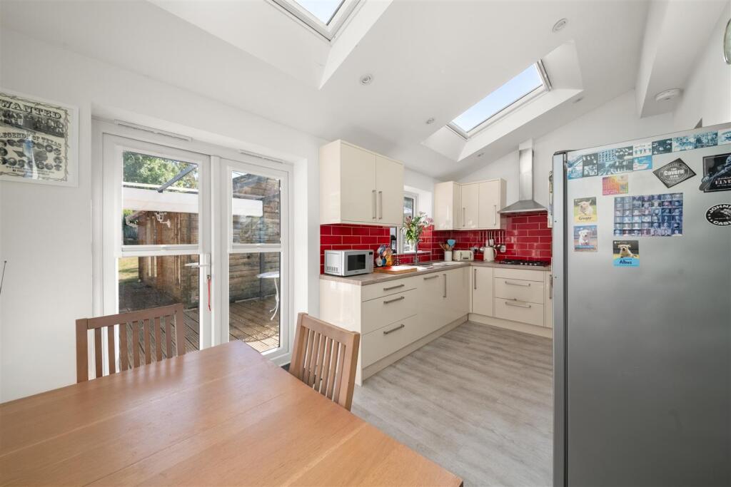 House in Twickenham, Whitton - View 4